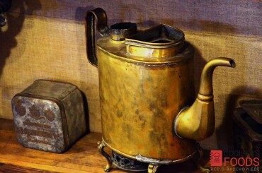 (Мобильный) чайник на дровах. 19 век.