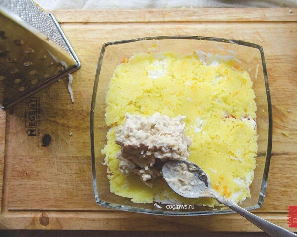 Снова картофель и рыбная начинка