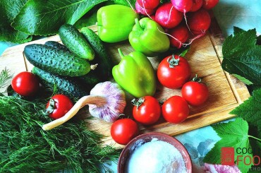 Ингредиенты: свежесорванные овощи с грядки.